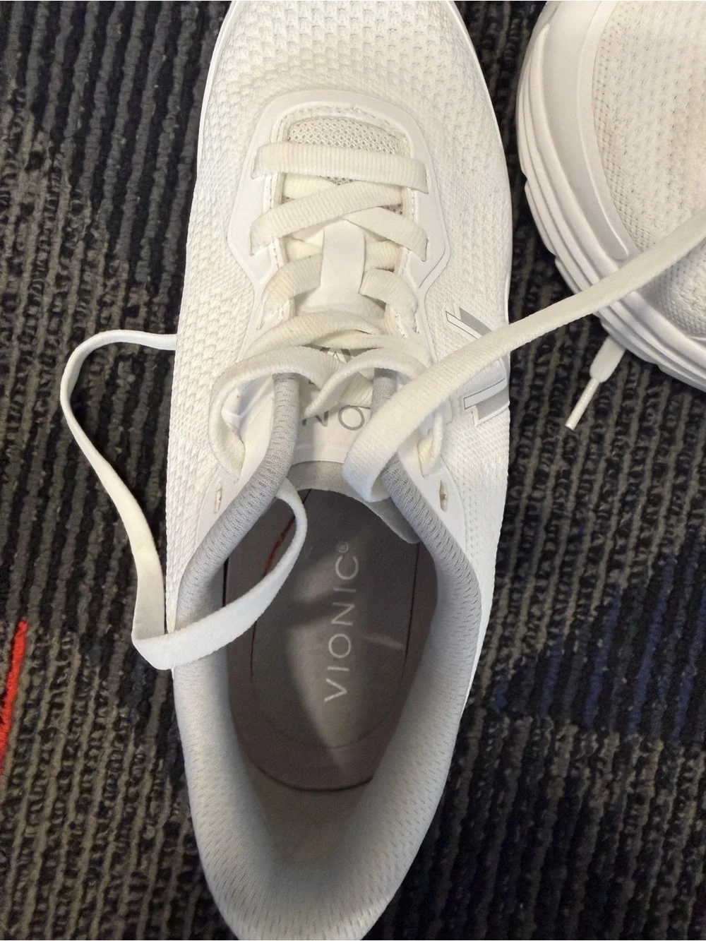 Women's Max Walk Vionic Sneakers NWOB